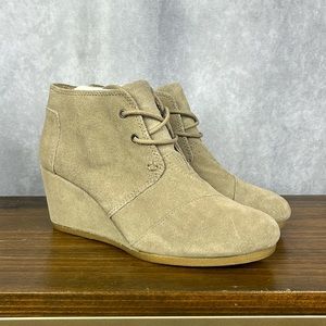 Toms Suede Booties